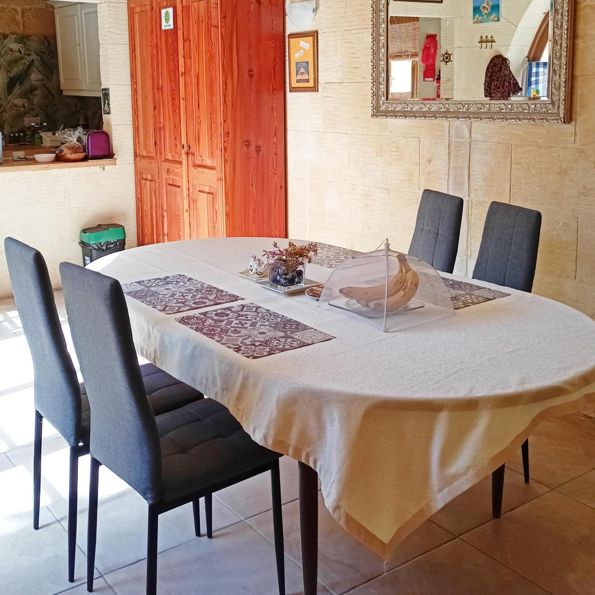 Arthome - Guest Rooms Għarb Kültér fotó